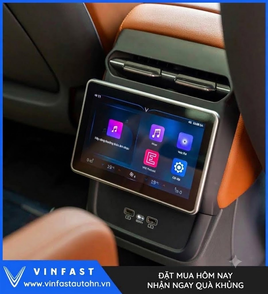 VinFast VF9 Plus 2023 màu xanh - Ảnh 13